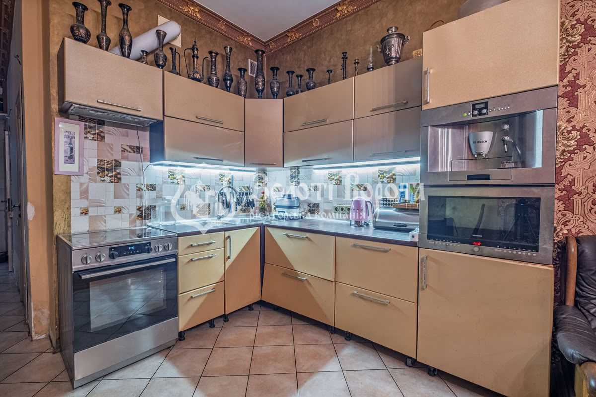 Продаж 4-кімнатної квартири 257 м², Харківське шосе, 19А