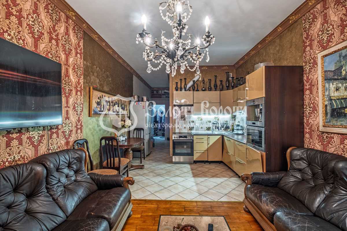 Продаж 4-кімнатної квартири 257 м², Харківське шосе, 19А