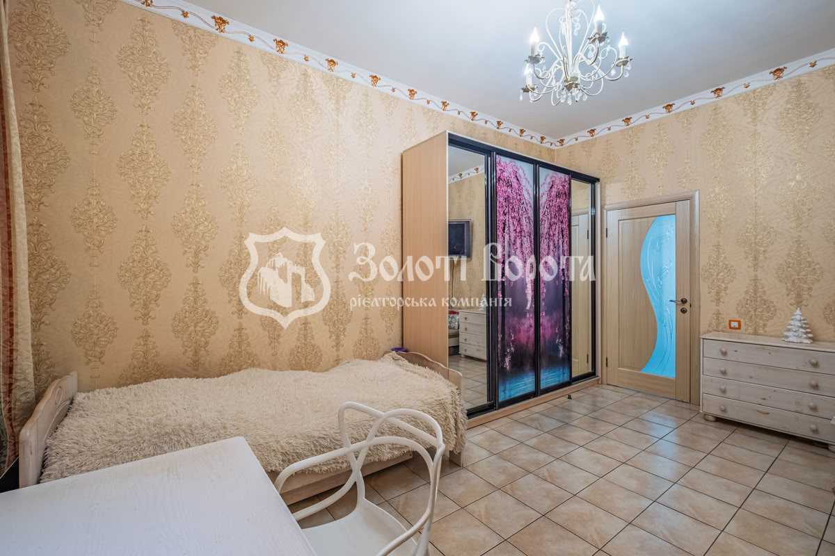 Продаж 4-кімнатної квартири 257 м², Харківське шосе, 19А