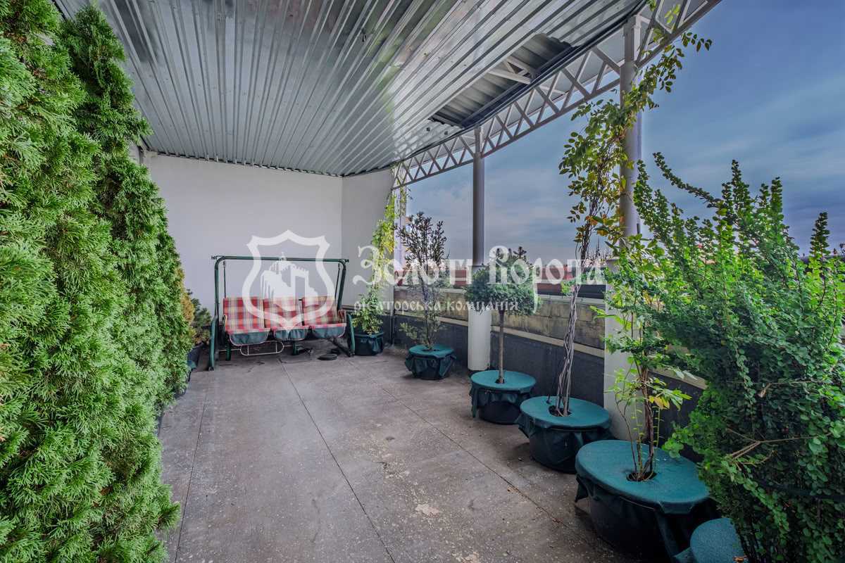 Продаж 4-кімнатної квартири 257 м², Харківське шосе, 19А