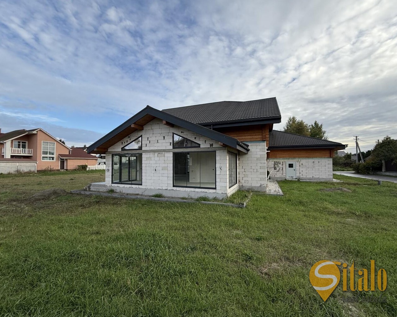 Продажа дома 400 м², 3-я Озерная ул.