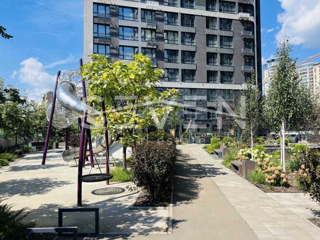 Продаж 2-кімнатної квартири 64 м², Дегтярівська вул., 25е