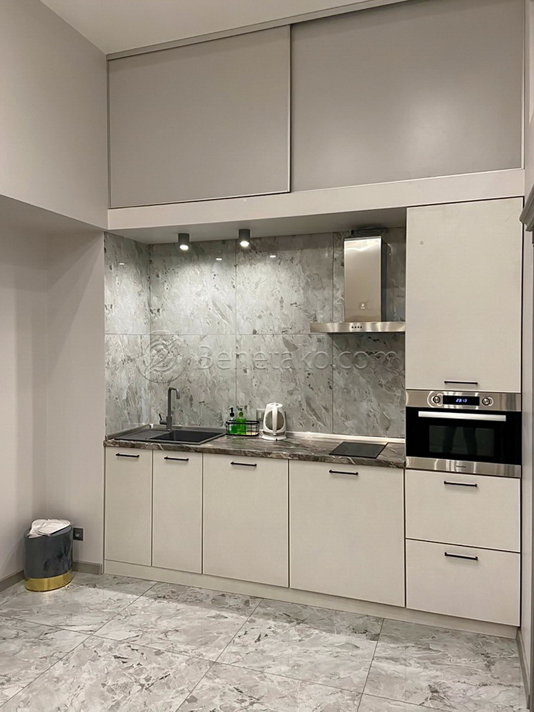 Аренда 3-комнатной квартиры 85 м², Новосельского ул., 79
