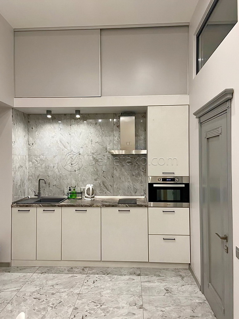 Аренда 3-комнатной квартиры 85 м², Новосельского ул., 79