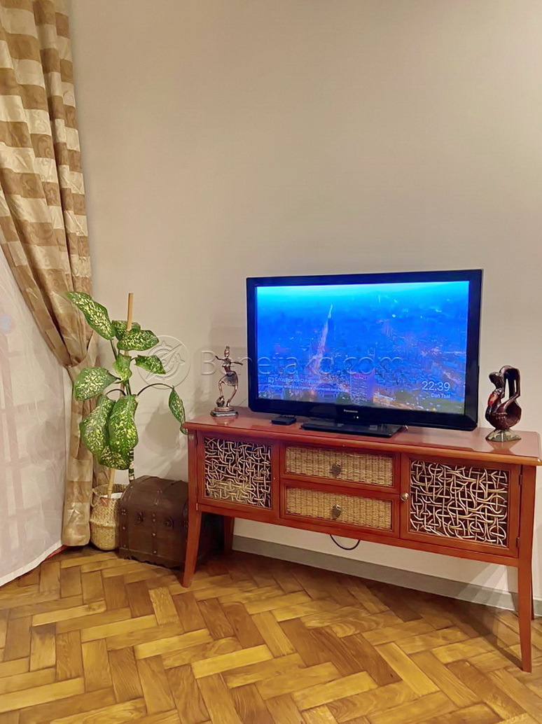 Аренда 3-комнатной квартиры 85 м², Новосельского ул., 79