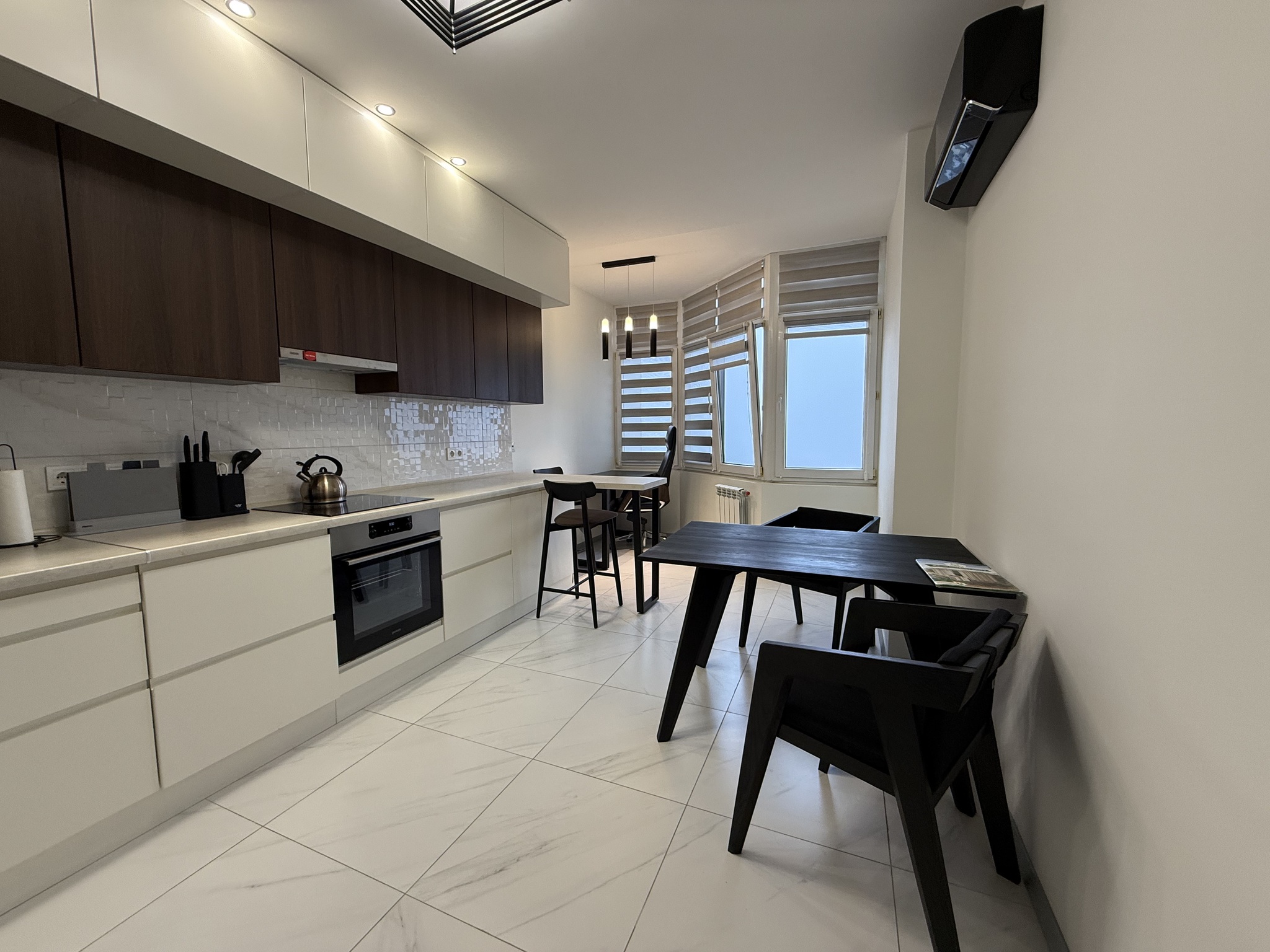 Продаж 1-кімнатної квартири 48 м², Авіаконструктора Ігоря Сікорського вул., 4Б
