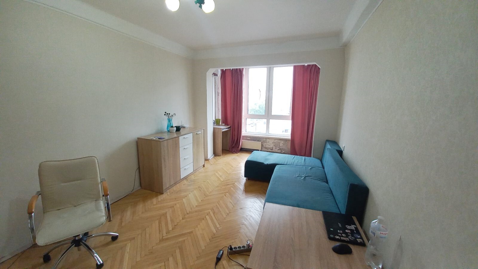 Продаж 1-кімнатної квартири 32 м², Оболонський просп., 15