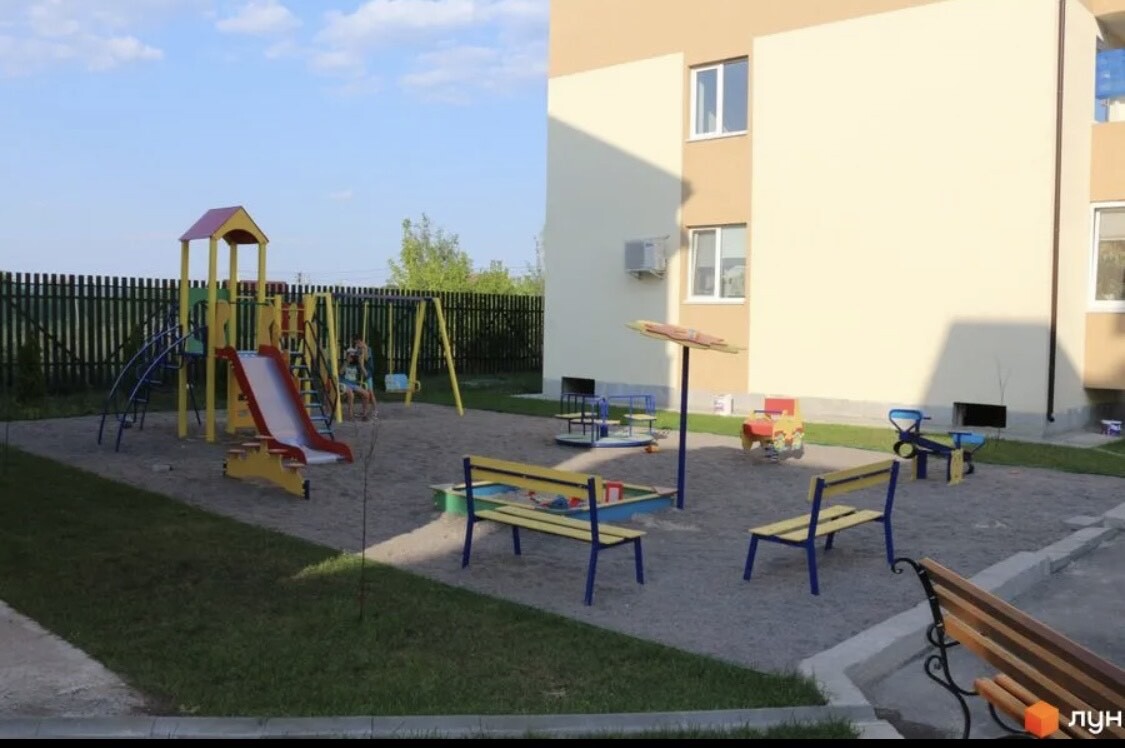Продажа 2-уровневой квартиры 68 м², Грушевського вул., 10В