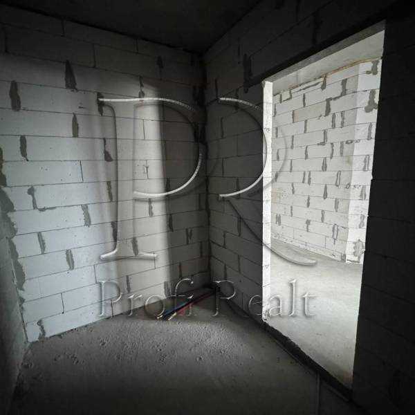 Продаж 2-кімнатної квартири 75 м², Причальна вул., 14
