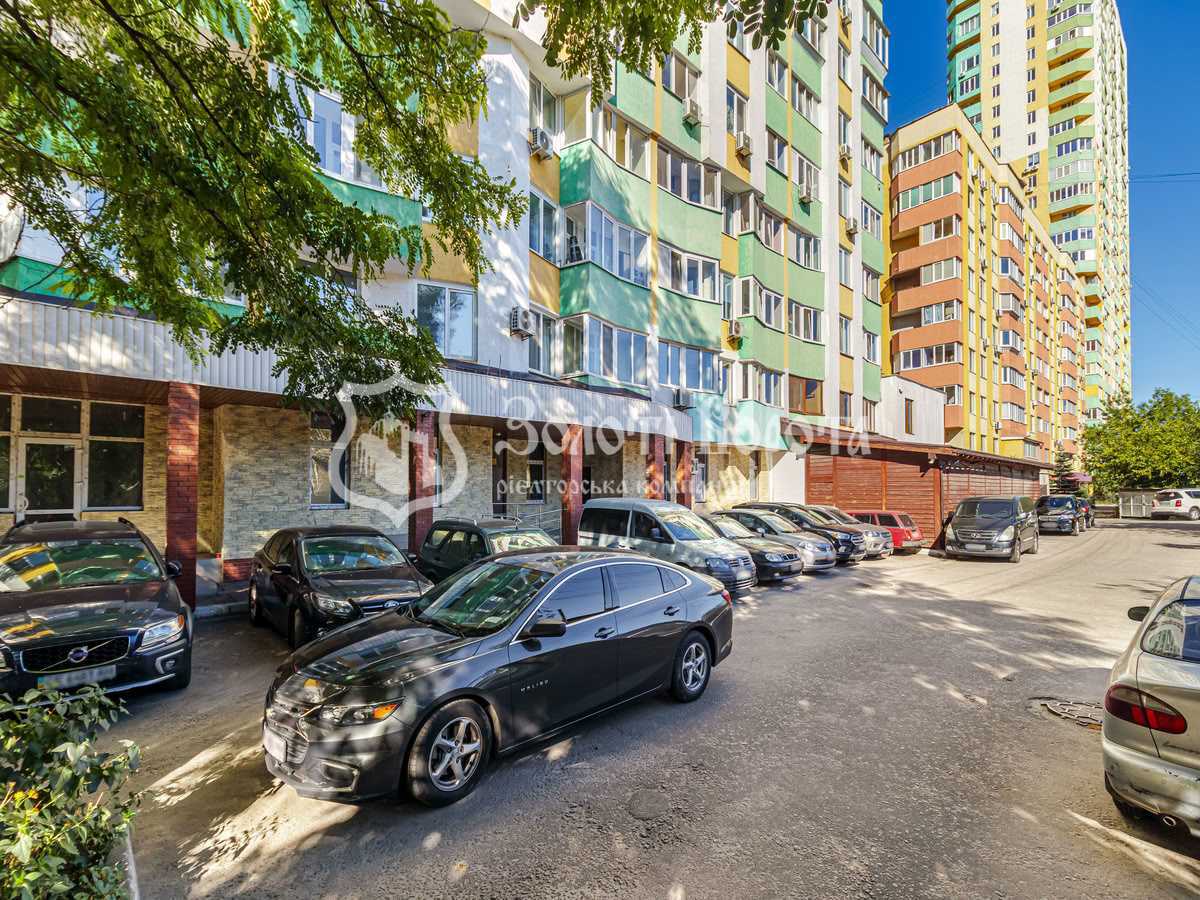 Продаж 1-кімнатної квартири 39 м², Лобачевського пров., 7а