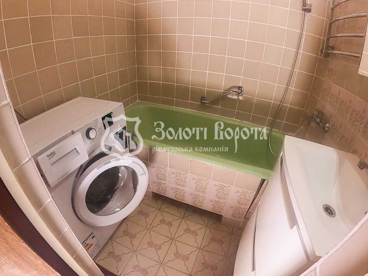 Продаж 1-кімнатної квартири 36.1 м², Героїв Дніпра вул., 40Б