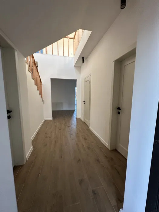 Аренда коттеджа 350 м², Евгения Харченко ул.