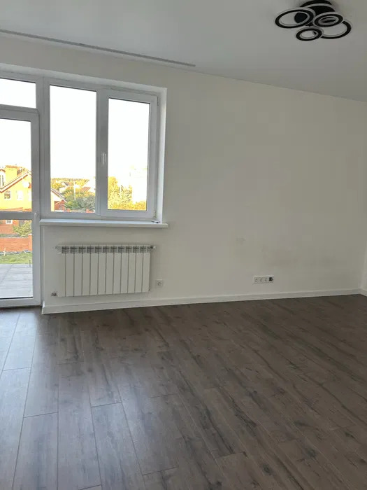 Аренда коттеджа 350 м², Евгения Харченко ул.