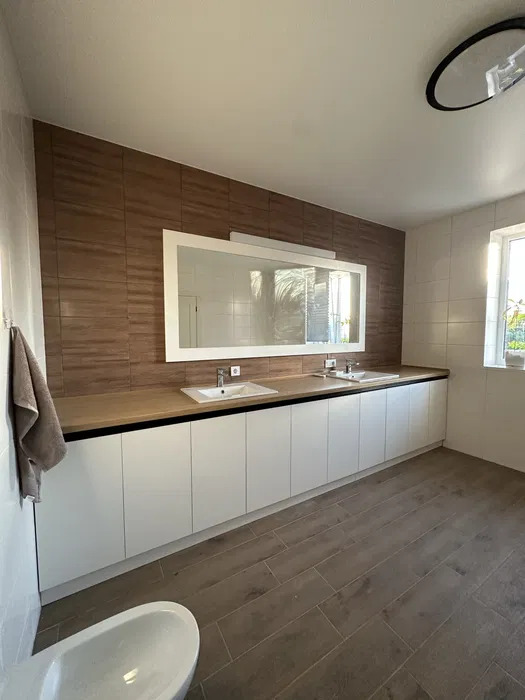 Аренда коттеджа 350 м², Евгения Харченко ул.
