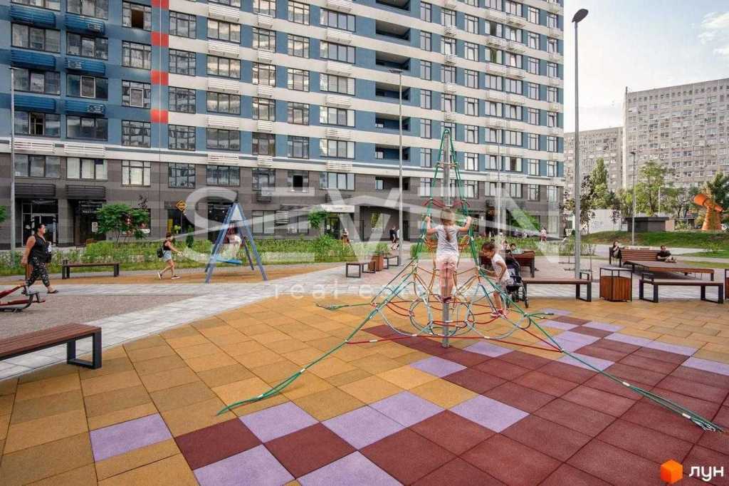 Продажа 1-комнатной квартиры 49.5 м², Евгения Сверстюка ул., 6Д