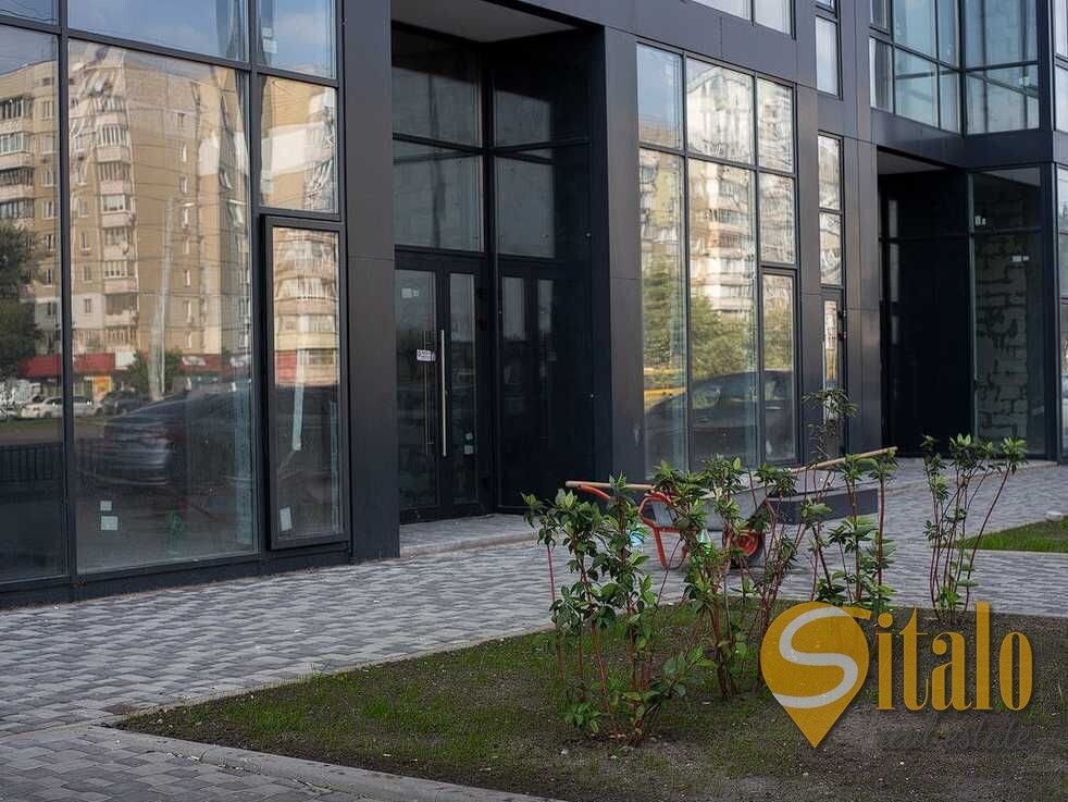 Продаж 3-кімнатної квартири 83 м², Ревуцького вул., 40