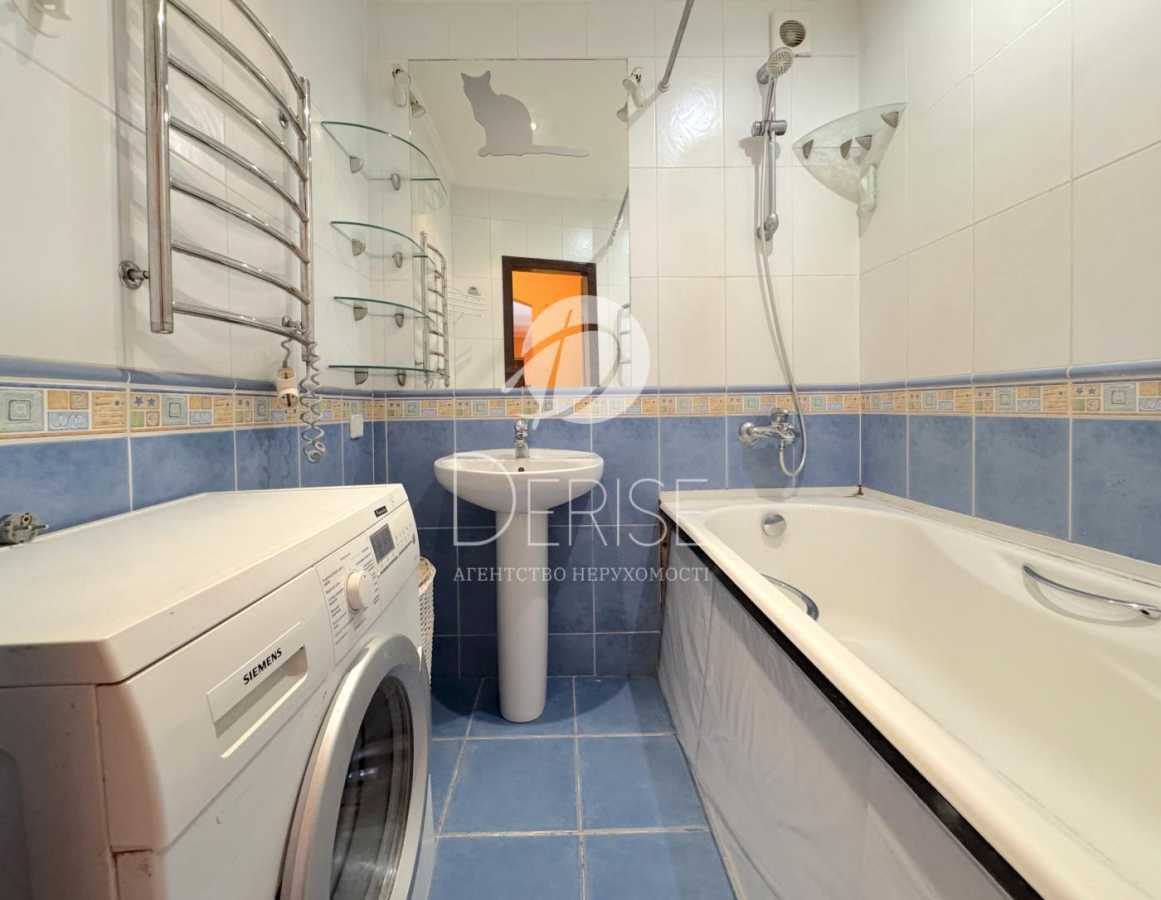 Продажа 3-комнатной квартиры 67 м², Новопироговская ул., 31
