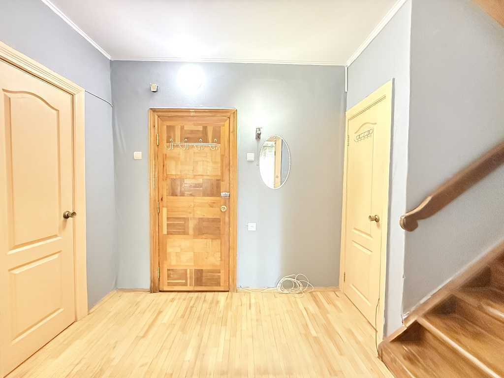 Продажа 3-комнатной квартиры 80 м², Сержа Лифаря ул., 11А