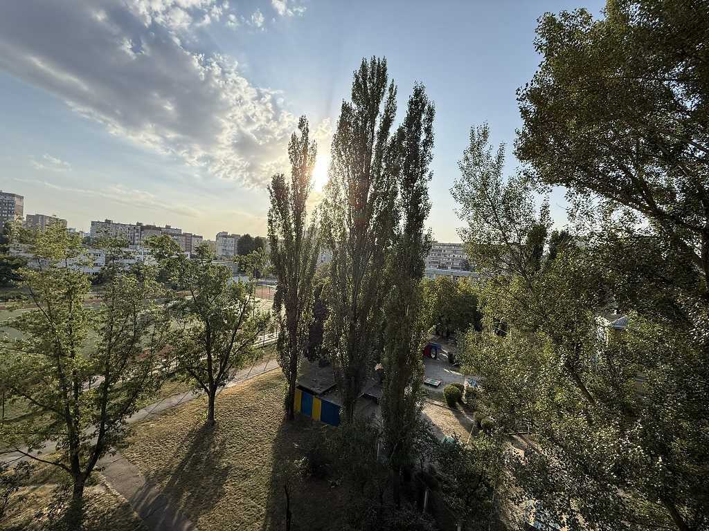 Продажа 3-комнатной квартиры 80 м², Сержа Лифаря ул., 11А