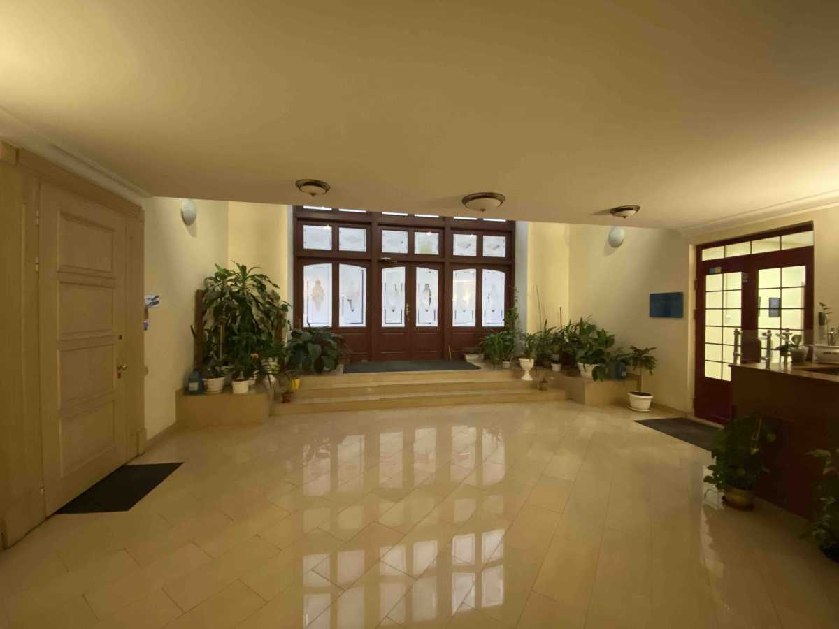 Продаж 4-кімнатної квартири 170 м², Ірининська, 5/24