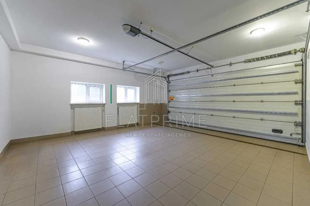 Аренда дома 570 м², 1-я Озерная ул.