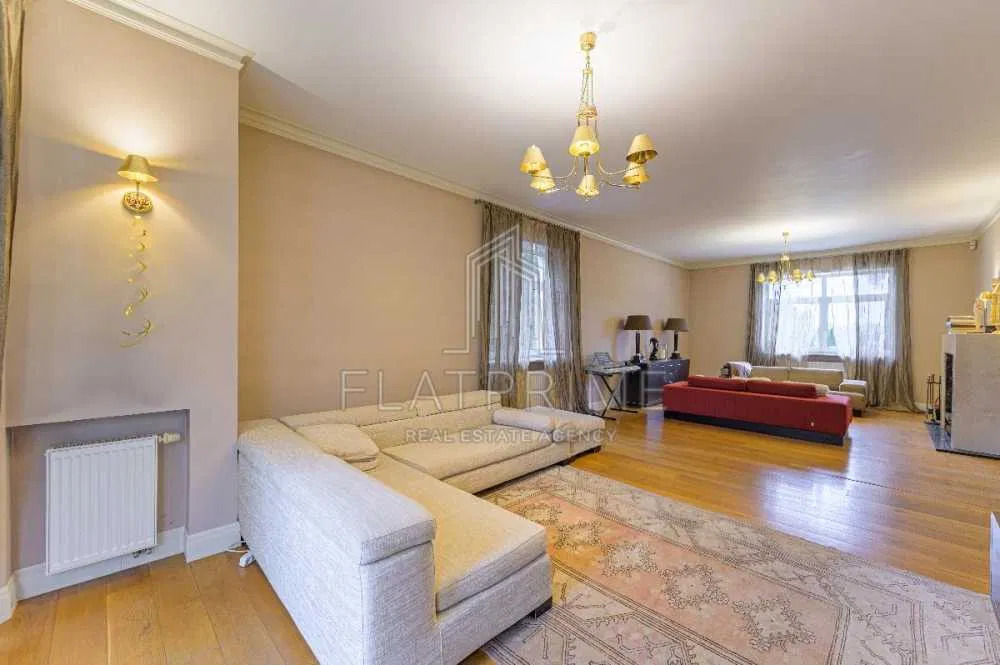 Аренда дома 570 м², 1-я Озерная ул.