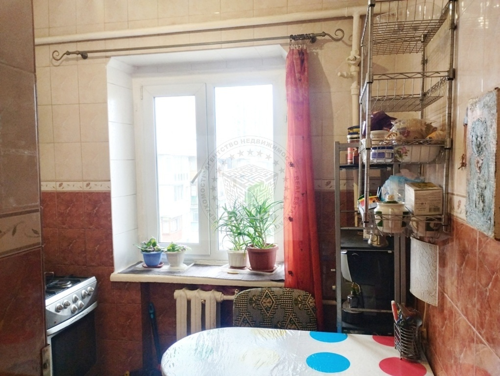 Продажа 3-комнатной квартиры 57 м², Труда бул., 6/14