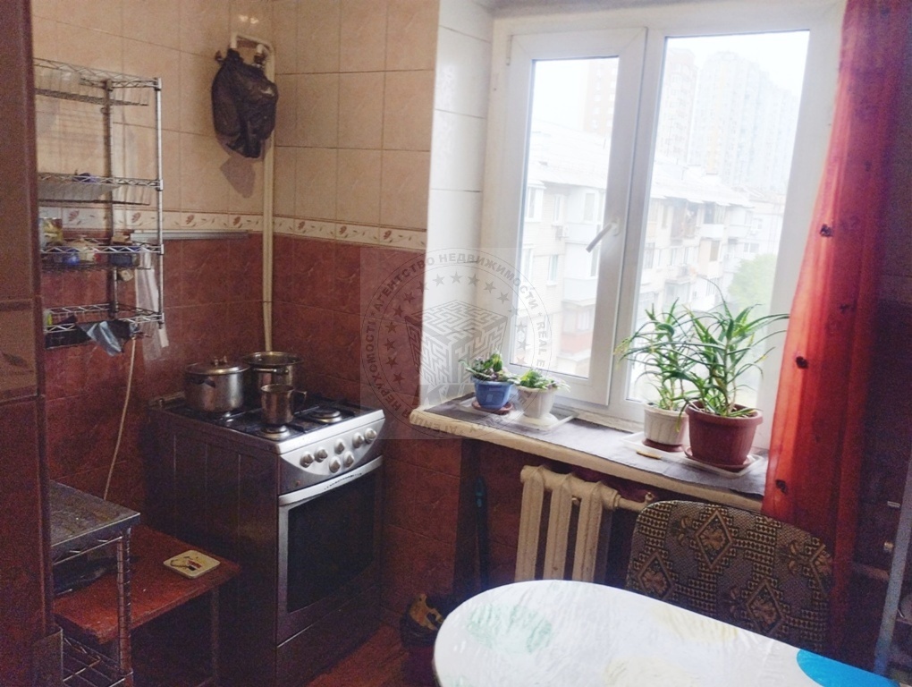 Продажа 3-комнатной квартиры 57 м², Труда бул., 6/14