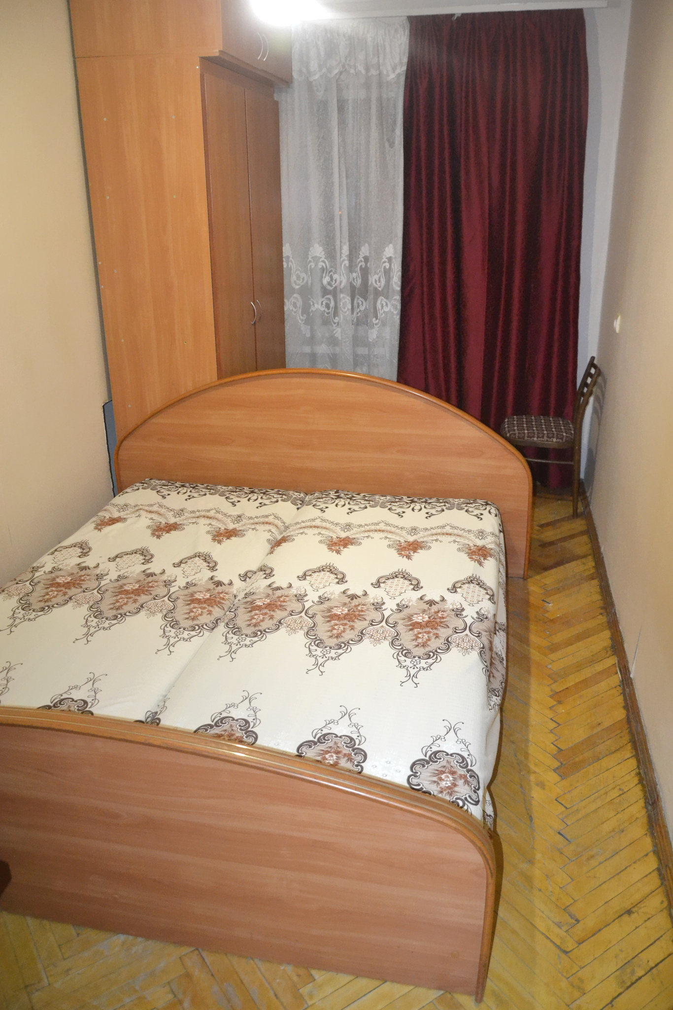 Аренда 3-комнатной квартиры 63 м², Кирилловская ул., 115/1