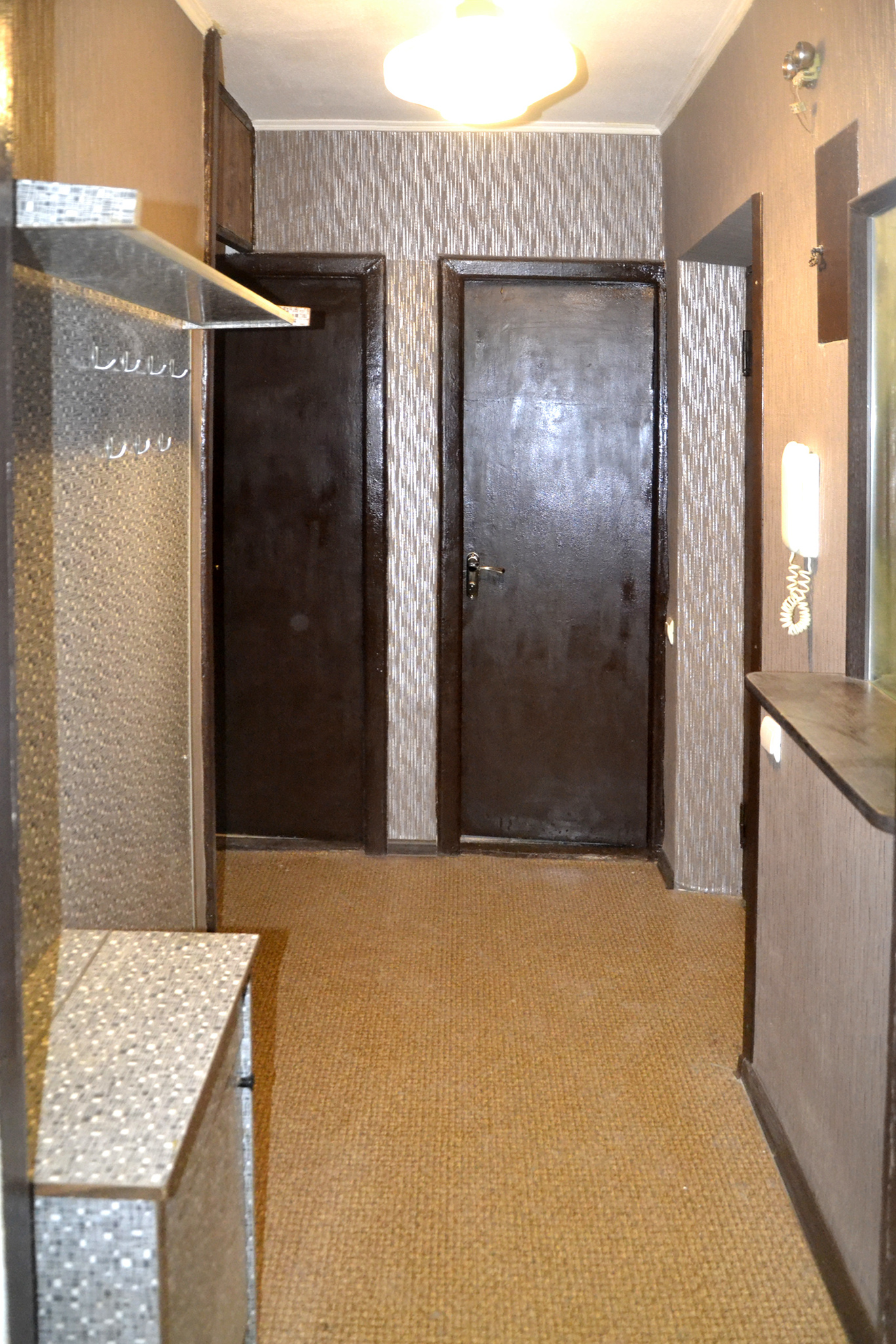 Аренда 3-комнатной квартиры 63 м², Кирилловская ул., 115/1