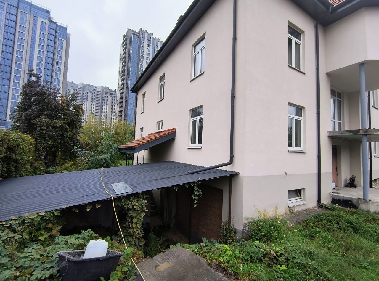 Продаж будинку 840 м², Олександра Матросова вул.
