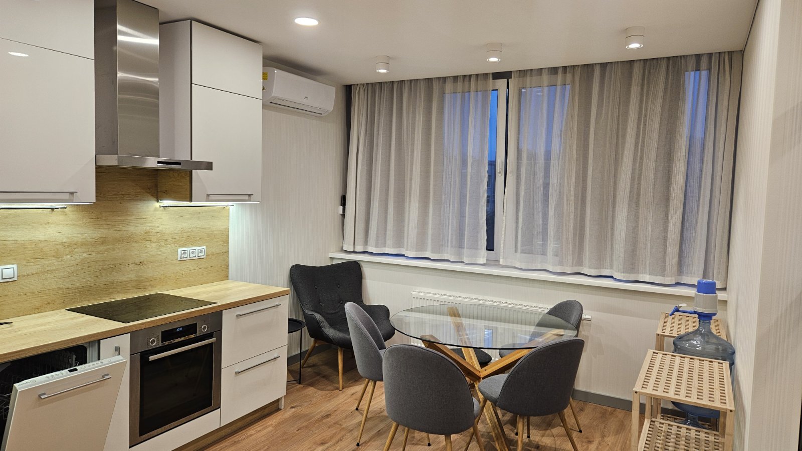 Аренда 1-комнатной квартиры 50 м², Драгоманова ул., 38А