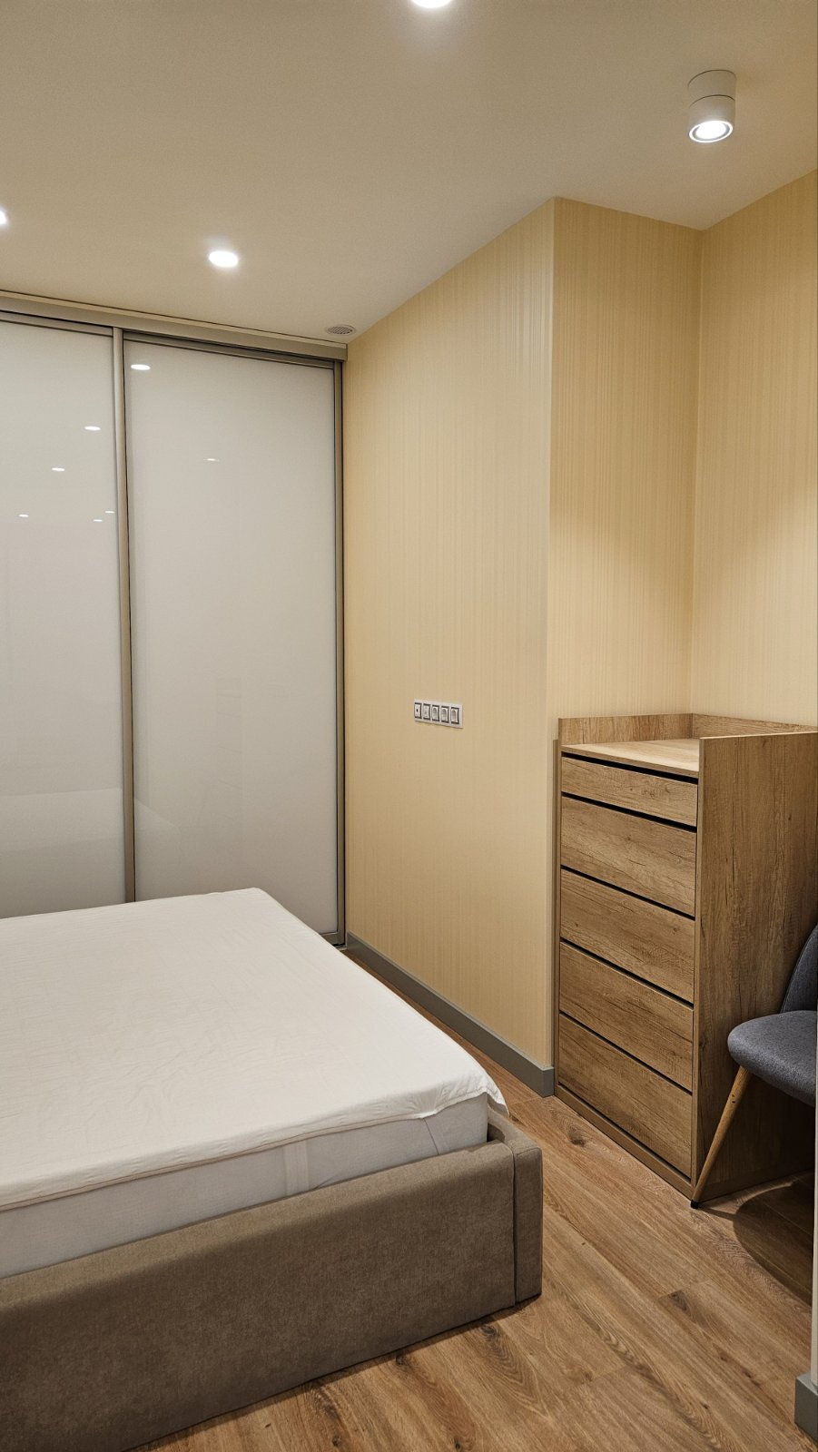 Аренда 1-комнатной квартиры 50 м², Драгоманова ул., 38А