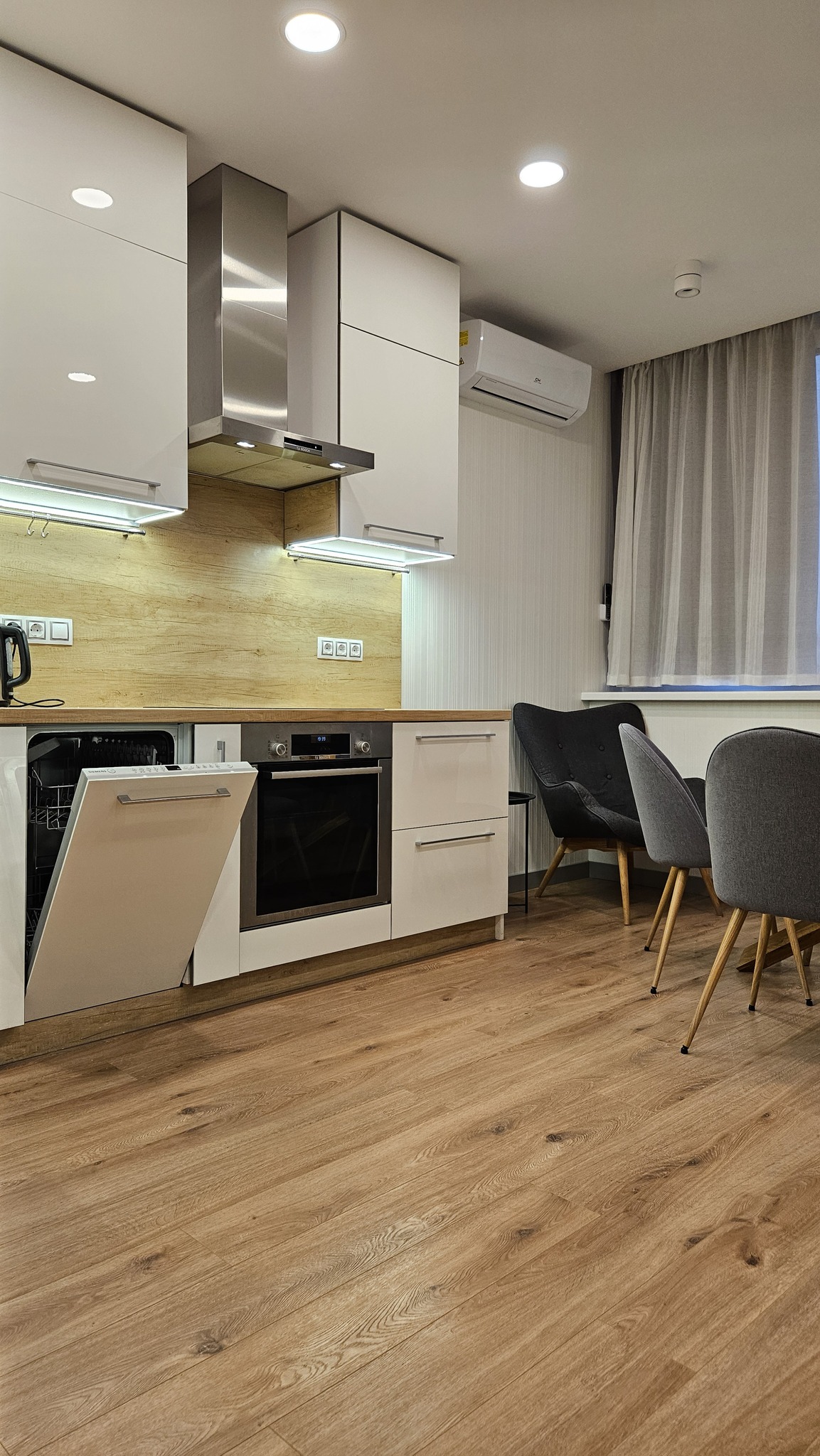 Аренда 1-комнатной квартиры 50 м², Драгоманова ул., 38А