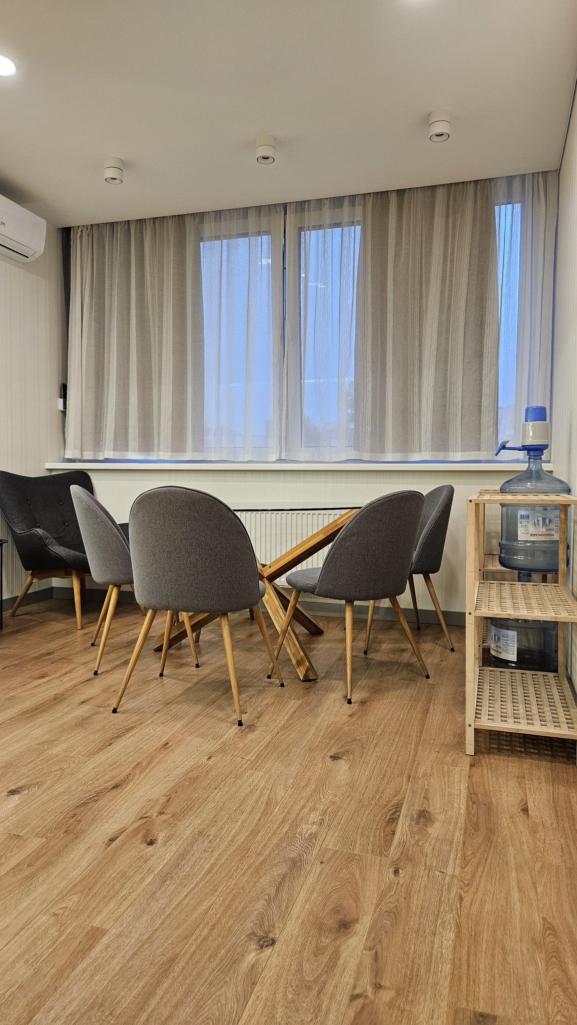 Аренда 1-комнатной квартиры 50 м², Драгоманова ул., 38А