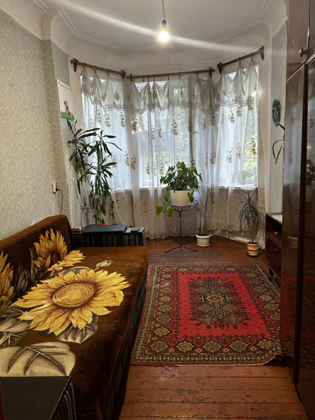 Продаж 2-кімнатної квартири 49 м², Перемоги вул.