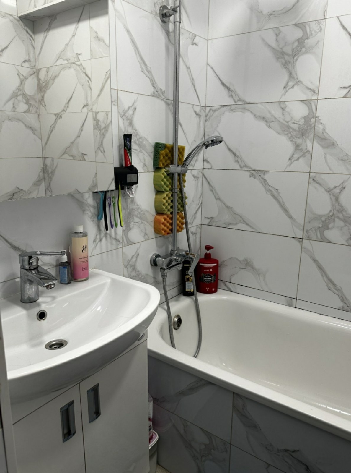 Продаж 3-кімнатної квартири 63 м², Перемоги вул.