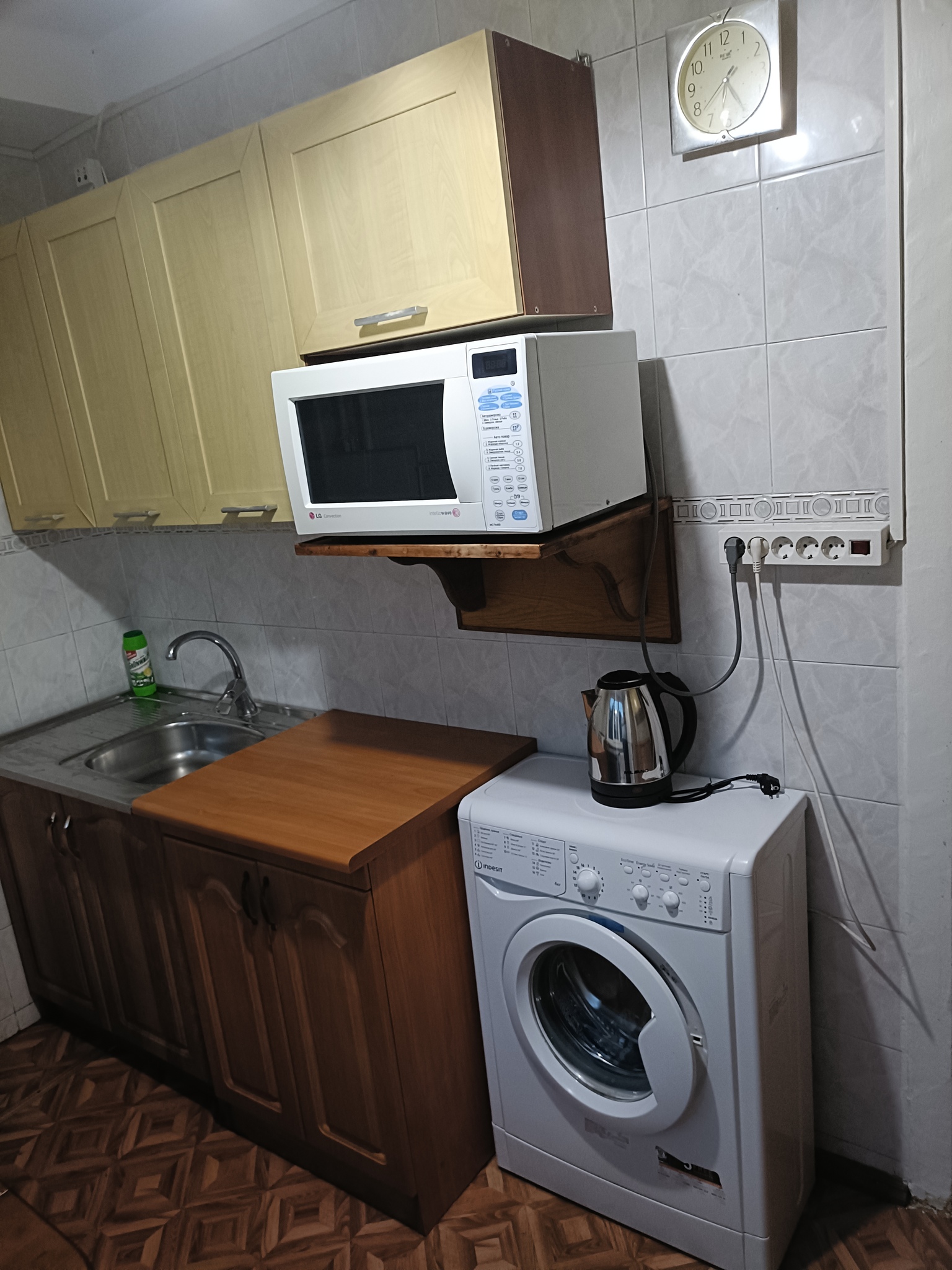 Аренда 3-комнатной квартиры 60 м², Владимира Сальского ул., 31