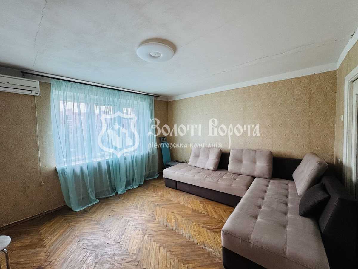 Продажа 2-комнатной квартиры 54 м², Владимира Сосюры ул., 4