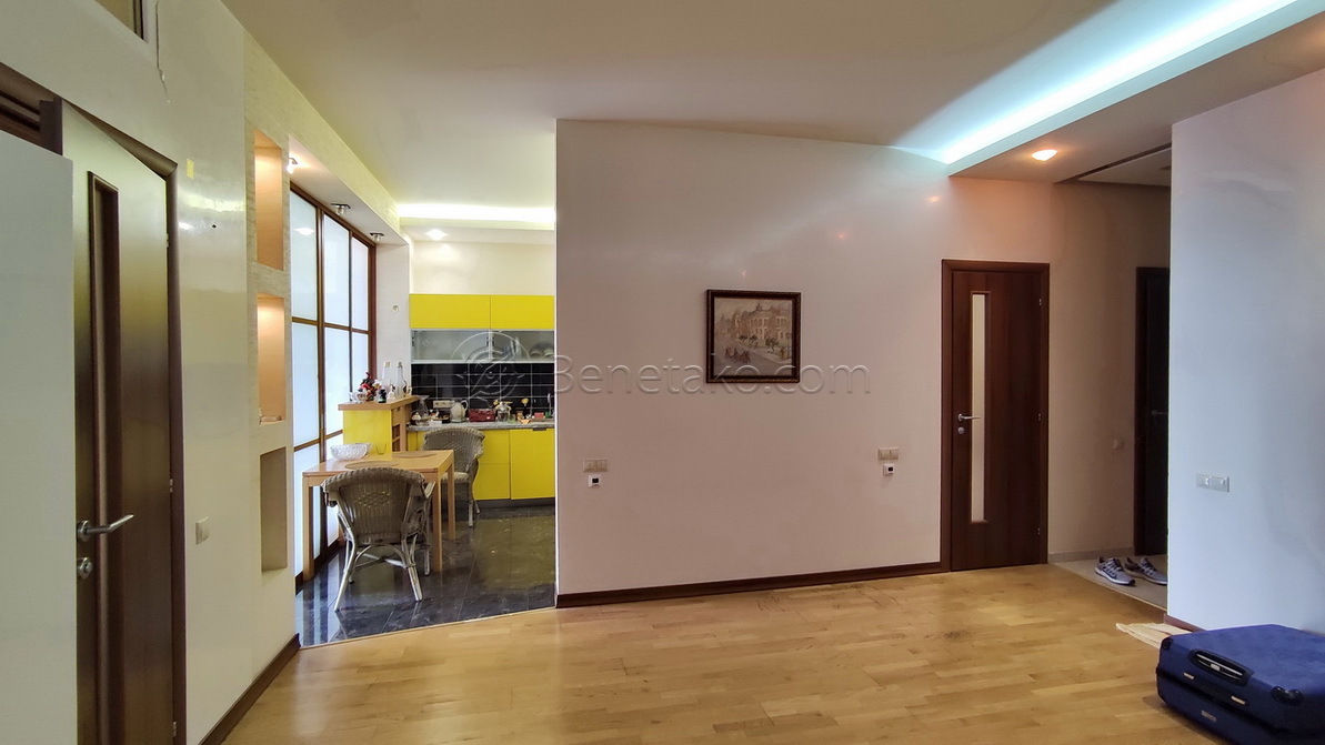 Оренда 3-кімнатної квартири 104 м², Аркадіївський пров., 5/3