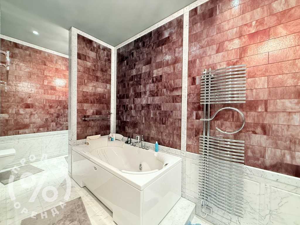 Аренда 4-комнатной квартиры 200 м², Крещатик ул., 27Б