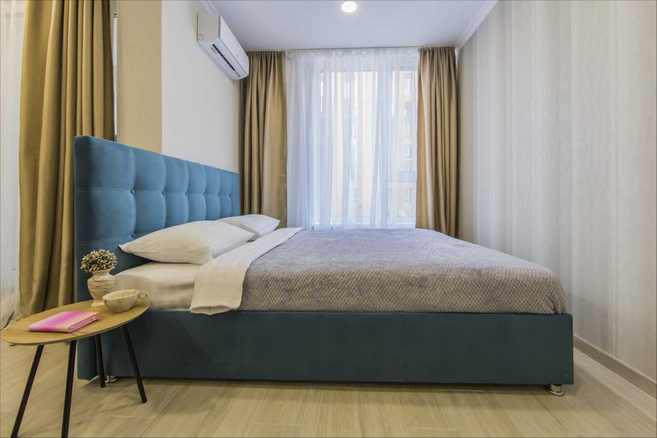 1-комнатная квартира посуточно 35 м², Соборности просп., 17 К2