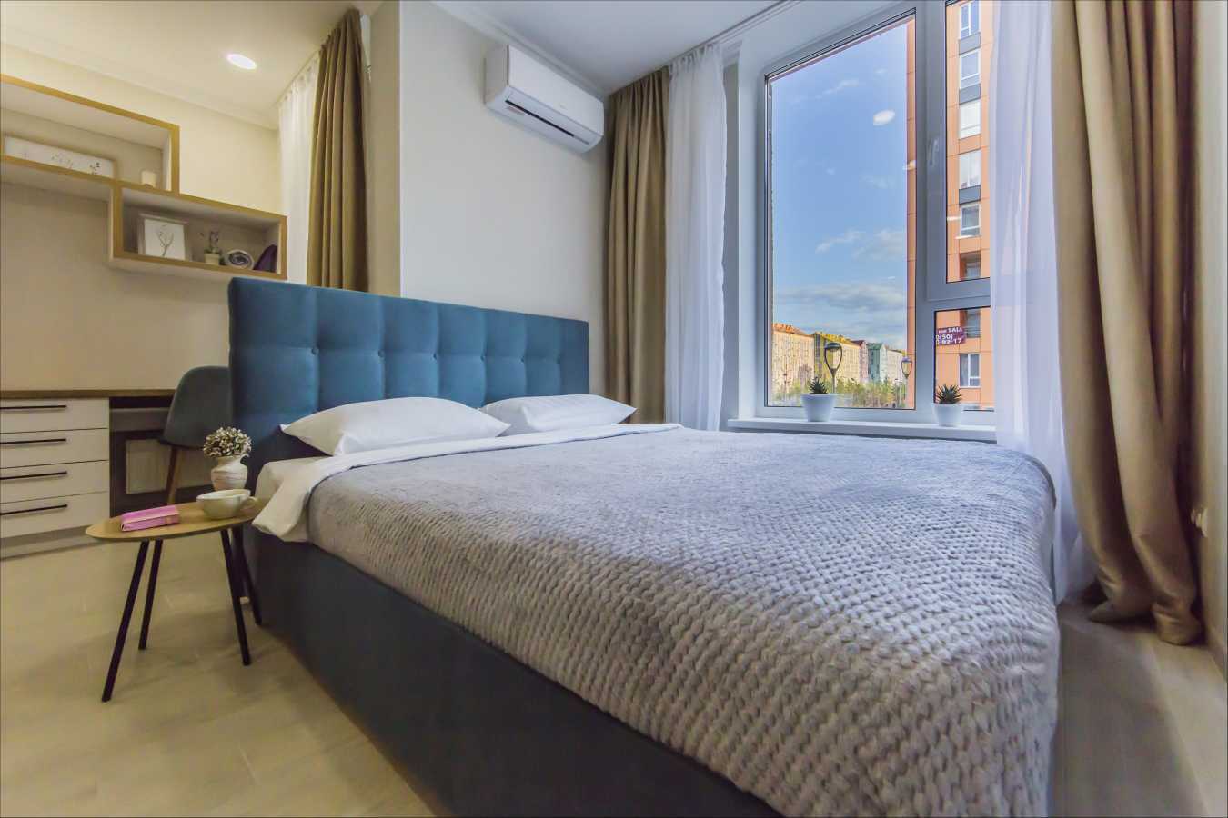 1-комнатная квартира посуточно 35 м², Соборности просп., 17 К2