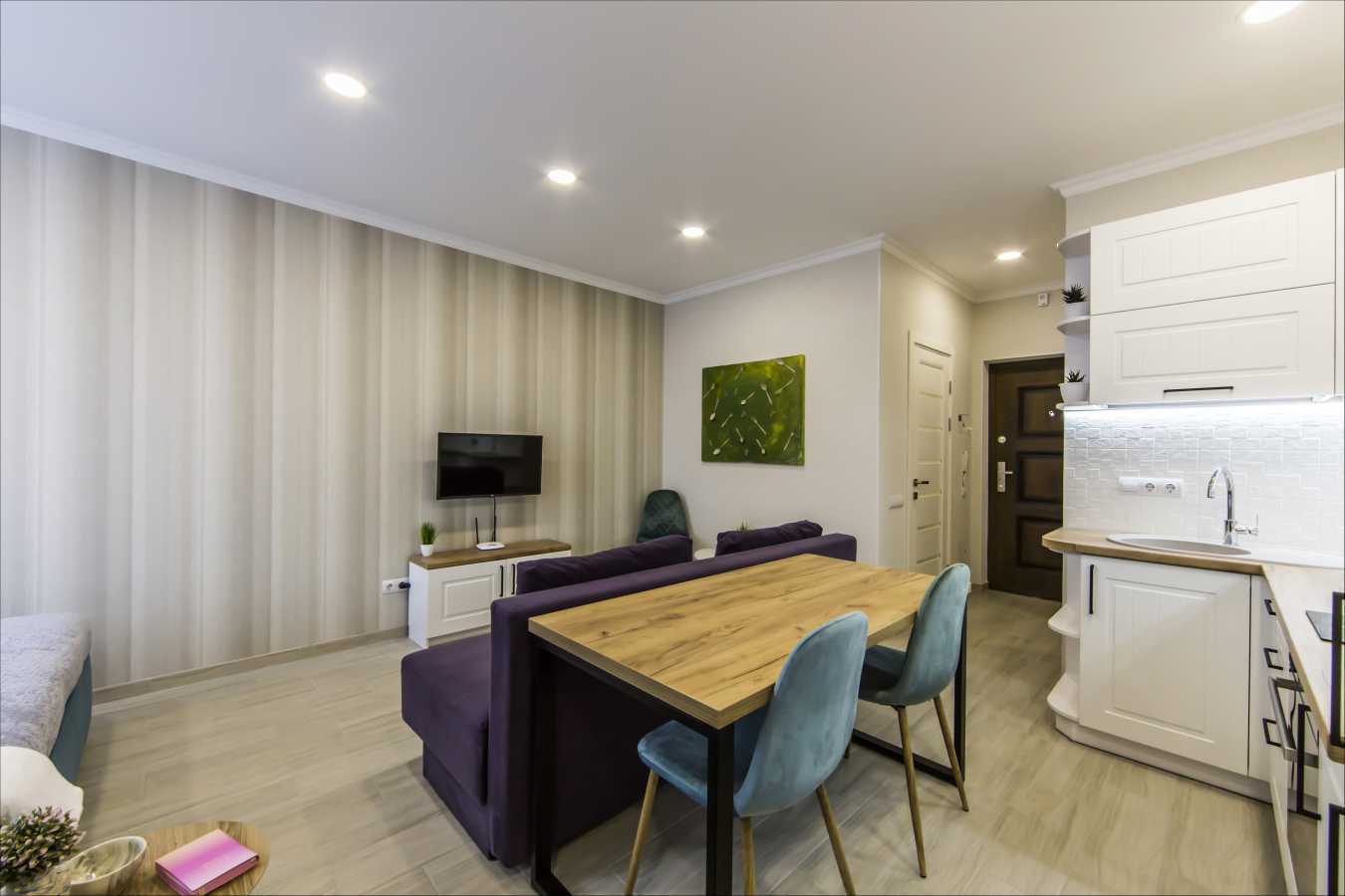 1-комнатная квартира посуточно 35 м², Соборности просп., 17 К2