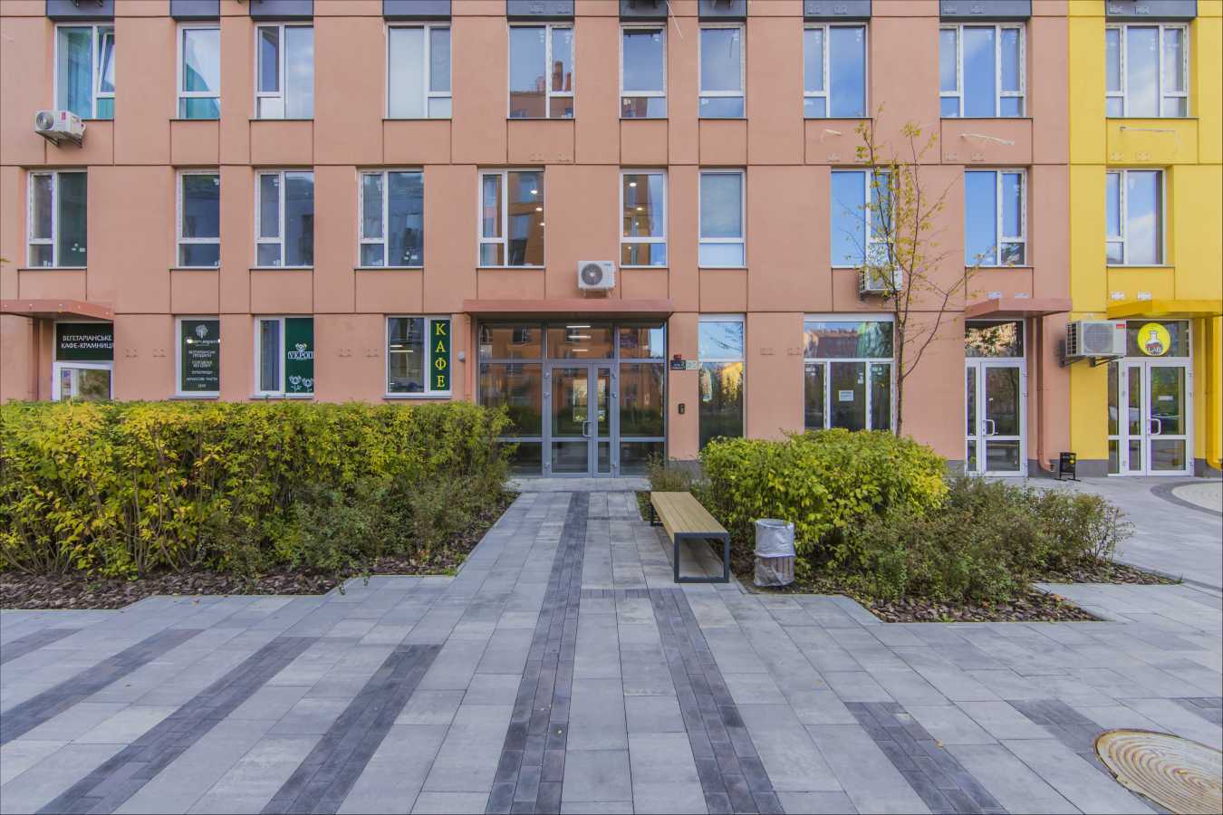 1-комнатная квартира посуточно 35 м², Соборности просп., 17 К2