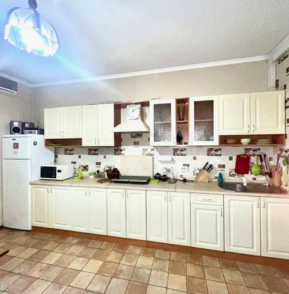 Аренда 1-комнатной квартиры 52 м², Василия Симоненко ул., 5А