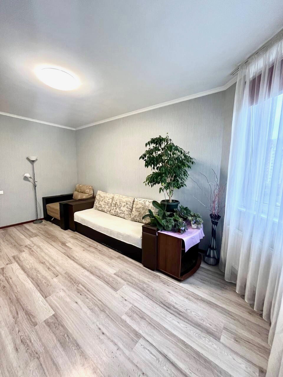 Аренда 1-комнатной квартиры 52 м², Василия Симоненко ул., 5А