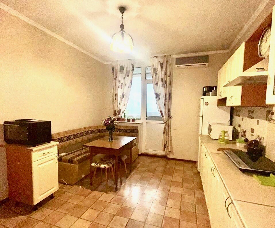 Аренда 1-комнатной квартиры 52 м², Василия Симоненко ул., 5А