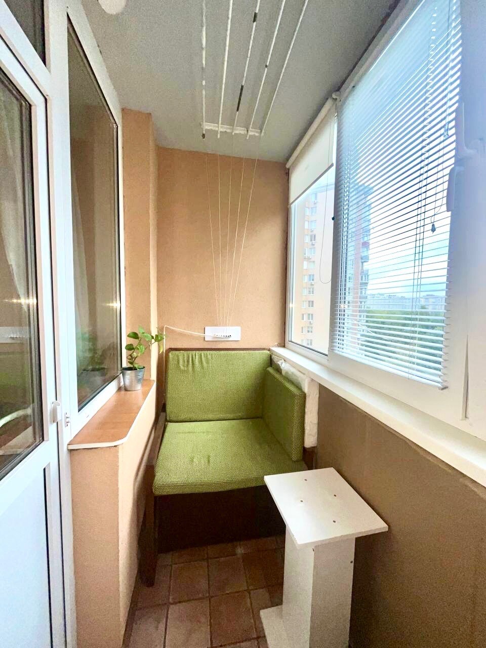 Аренда 1-комнатной квартиры 52 м², Василия Симоненко ул., 5А