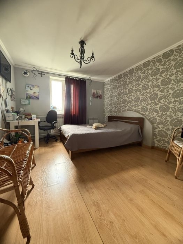 Продажа дома 140 м², Нижня Берегова вул., 31,